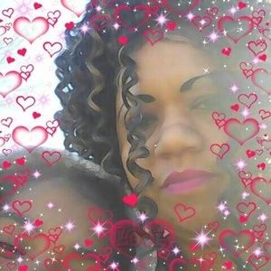 Meet your Posher, Catherine